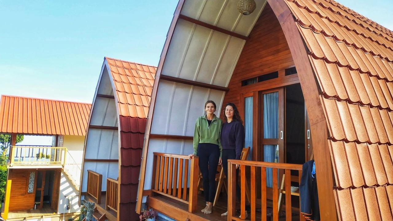 Family Rinjani Bungalow Sajang Экстерьер фото