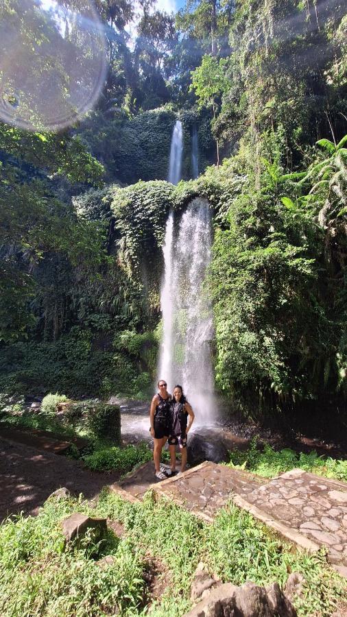 Family Rinjani Bungalow Sajang Экстерьер фото