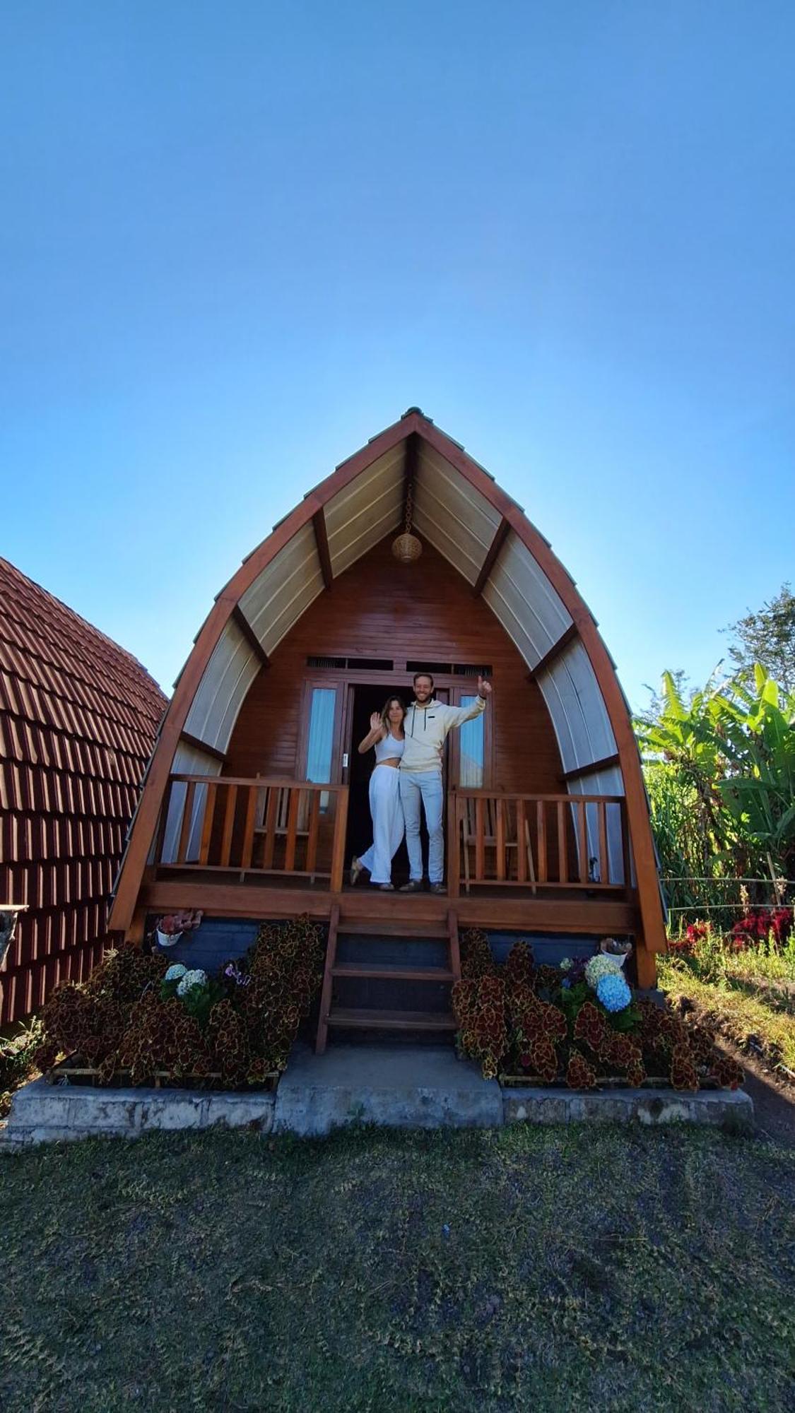 Family Rinjani Bungalow Sajang Экстерьер фото