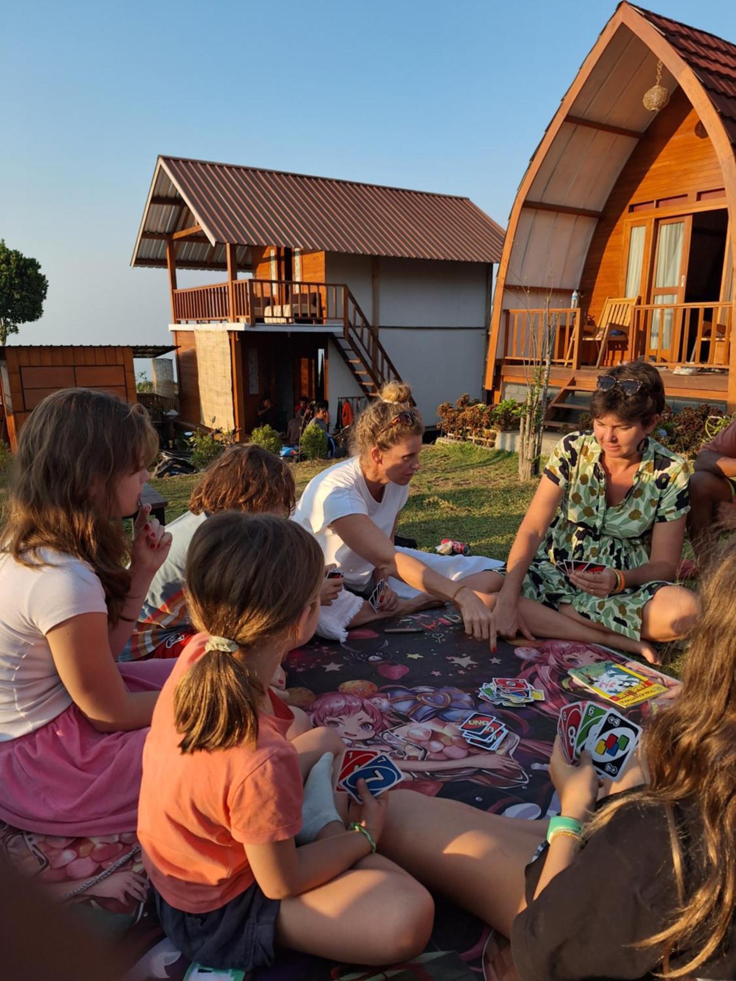 Family Rinjani Bungalow Sajang Экстерьер фото